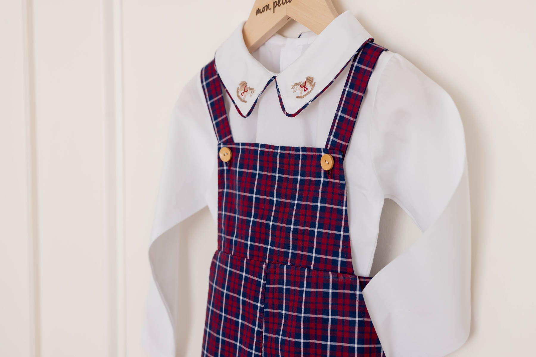 The Julien Tartan Set